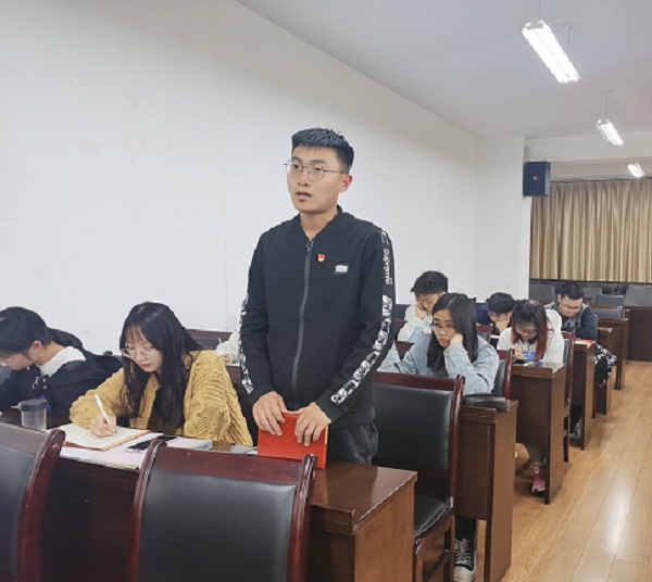 8bfd82357d4c4344850718c091dc0f6f.jpg 党史故事分享3.jpg