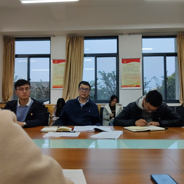 4f9b5a4580bf46fca1994980404c67a3.png 4B1FC08BE29A608AAE4DB9102E105493_副本.png