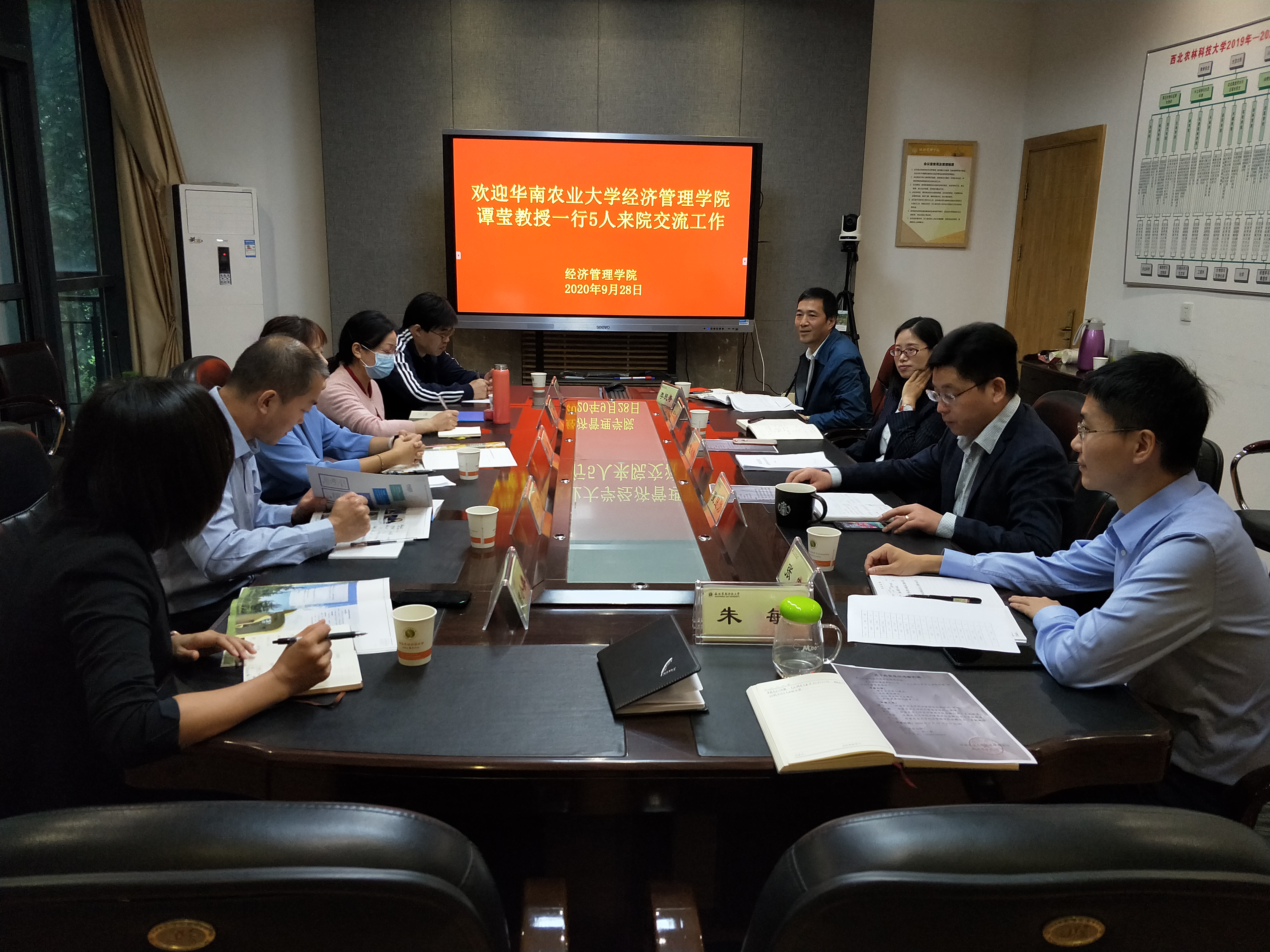 5d7d1c06c5ed4219a4f62250915d956a.jpg 5d7d1c06c5ed4219a4f62250915d956a.jpg